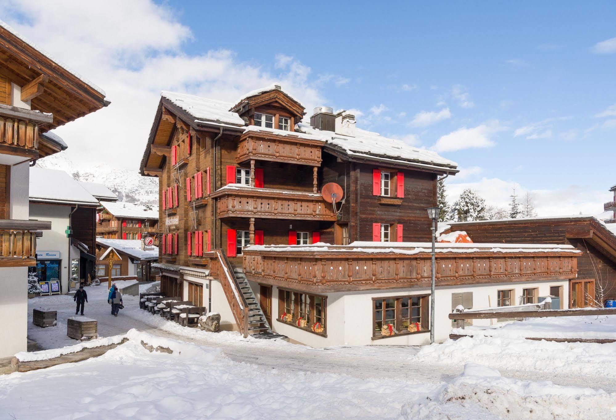 Hotel Walliserkanne Grachen Exterior photo